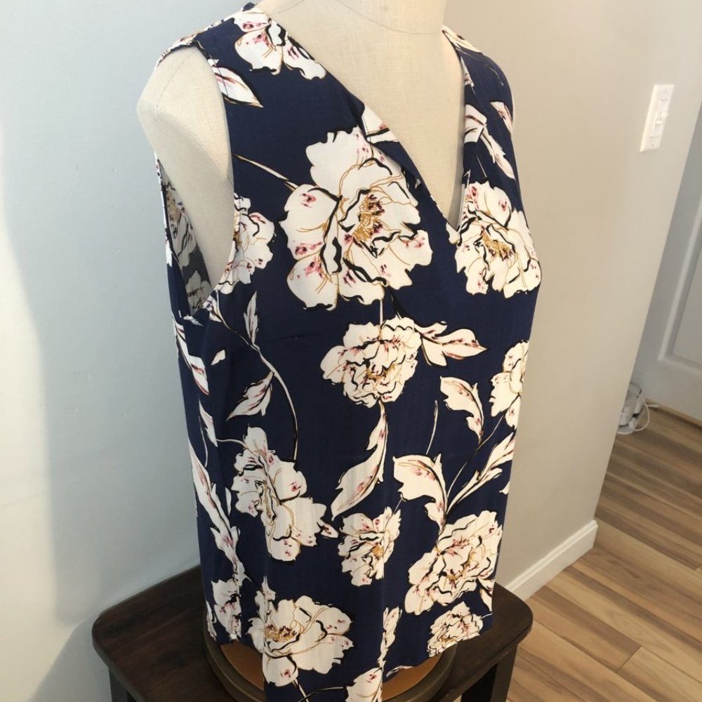 VERSE - Jory Split Neck Top (tank)